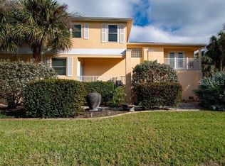 101 8th St, Belleair Beach, FL 33786