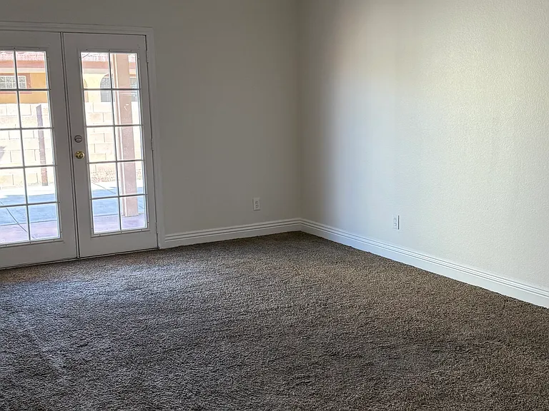 4820 Patterson Ave — Photo 14