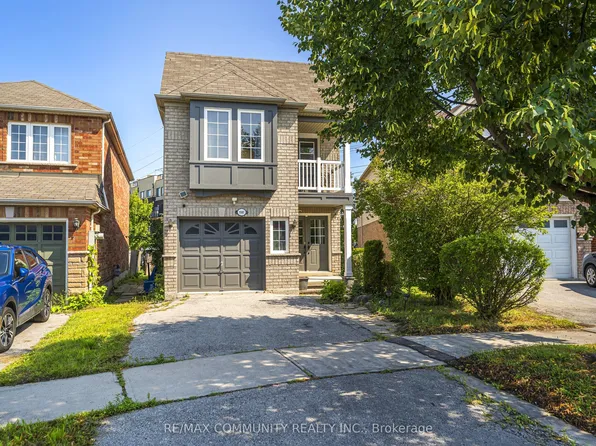 1597 Avonmore Sq, Pickering, ON L1V 7H5