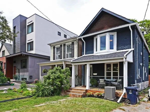 15 Burlington St, Toronto, ON M8V 2L1