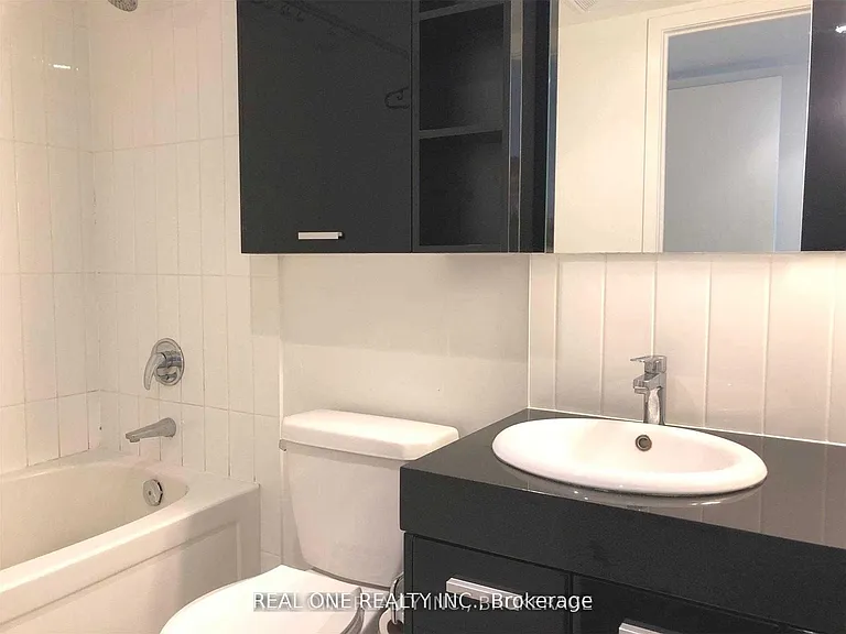 19 Singer Ct #1020 — Photo 12