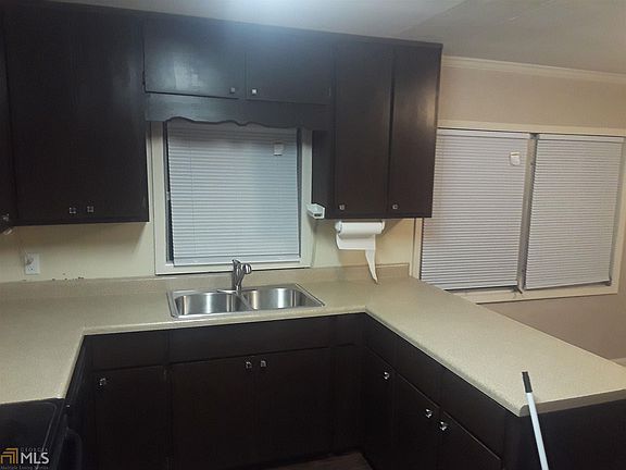 4th image of 307 Woodland Dr