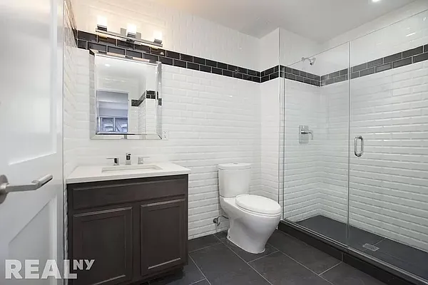Rented by REAL New York | media 15