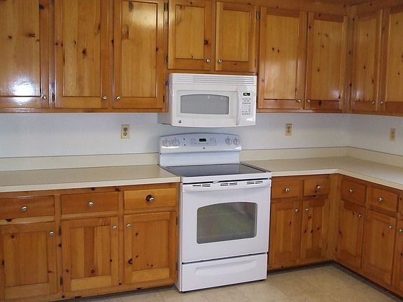 Kitchen New Stove & Mircowave