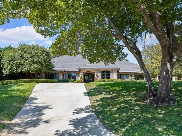 1516 Shady Oaks Ln, Fort Worth, TX 76107