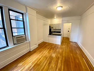 Rented by LRGNY Group, Inc.