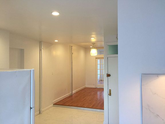 2nd image of 394 Metropolitan Ave APT 4R