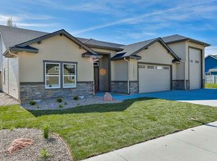 11377 W Streamview Dr, Star, ID 83669