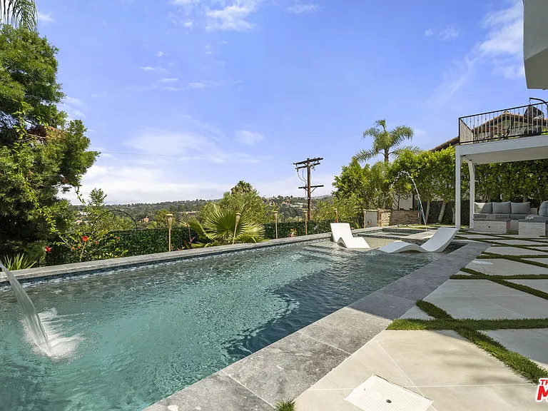 21615 Medina Estates Dr — Photo 20