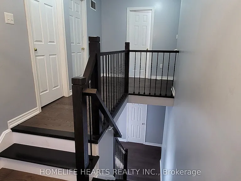 43 Turquoise Cres — Photo 9