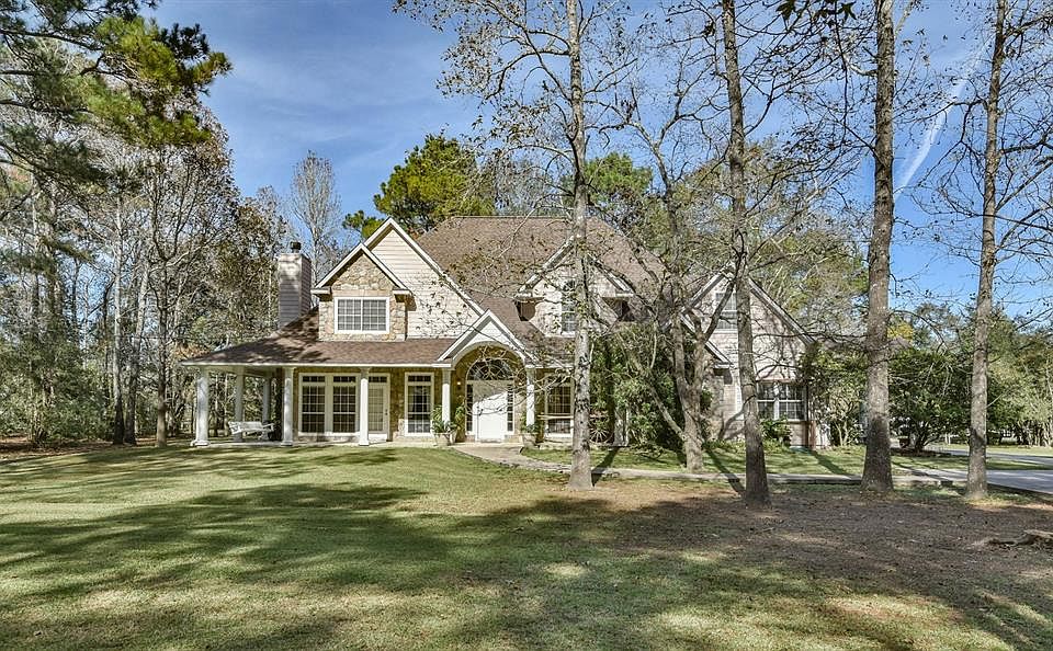1st image of 214 Spanish Cove Dr