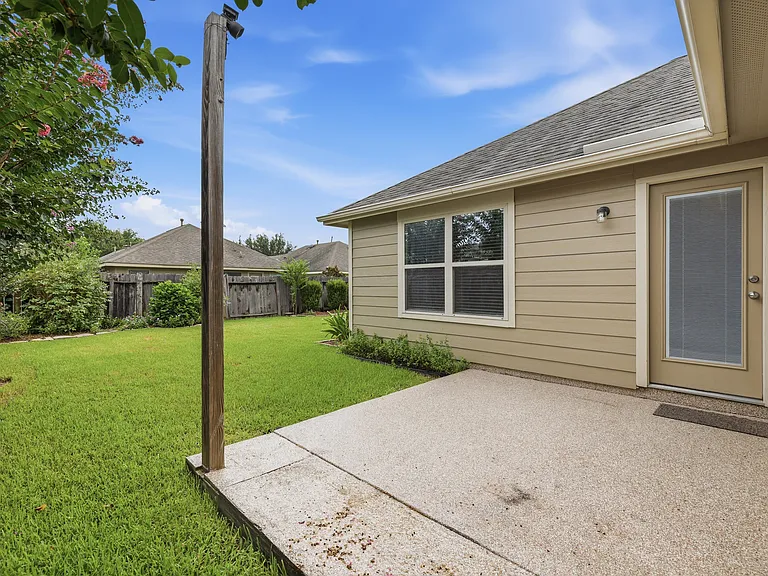 1722 York Creek Dr — Photo 26