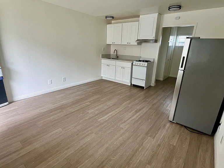 96 E Center St #96 — Photo 3