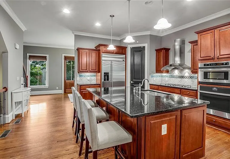 1219 Mecaslin St NW #6 — Photo 3
