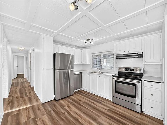 2nd image of 99 Arbour Lake Rd NW #303