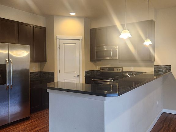 5th image of 14015 34th Dr SE Unit A