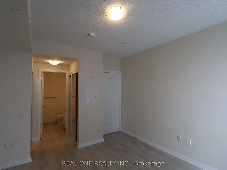 65 Watergarden Dr #403 — Photo 15