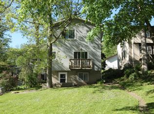29157 White Oak Ln, Waterford, WI