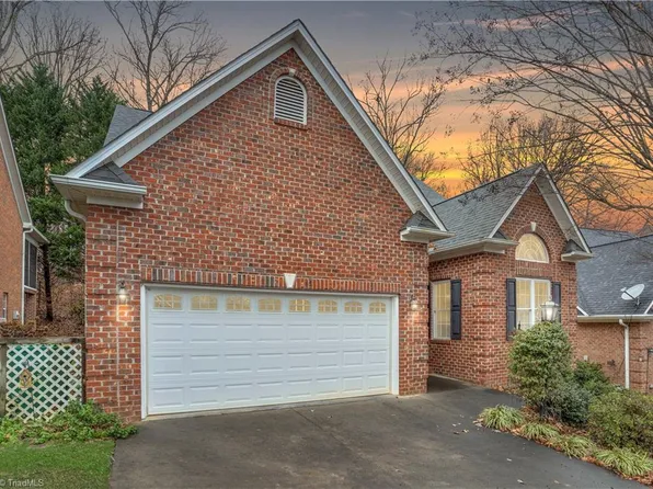 820 Kensford Ct, Lewisville, NC 27023