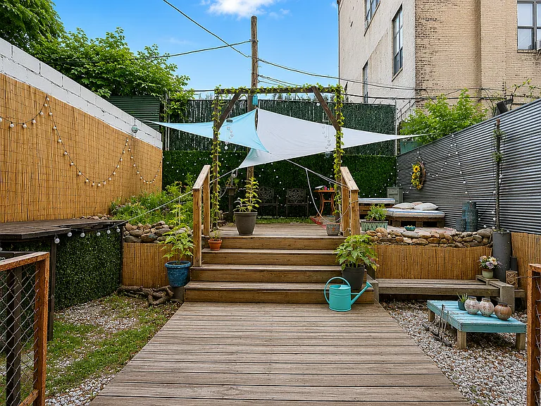 30 Belvidere St #1B — Photo 2