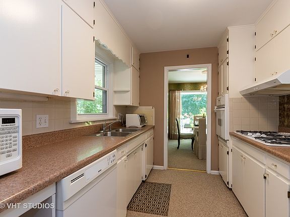 5th image of 2939 W Bonnie Brook Ln