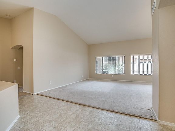 5th image of 38826 S Moonwood Dr