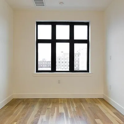 Rented by Nooklyn NYC LLC | media 54