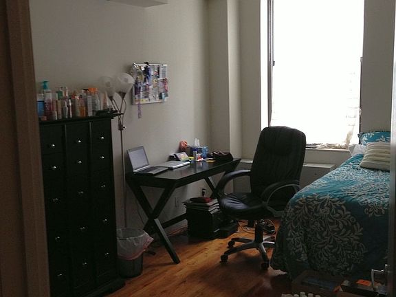 4th image of 81 Nassau St APT 4J