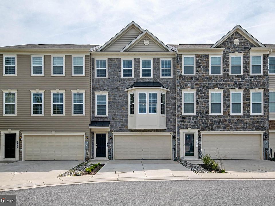 1st image of 1453 Livingston Sq