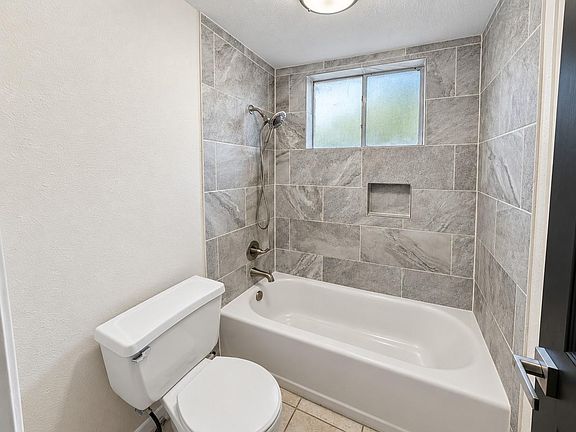 5th image of 29011 Atherstone St