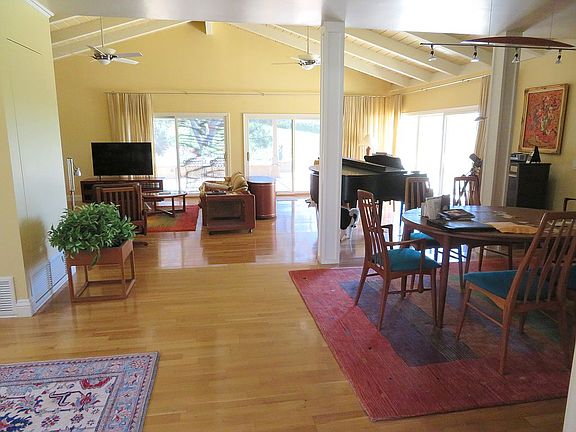 Dinning room & living room 