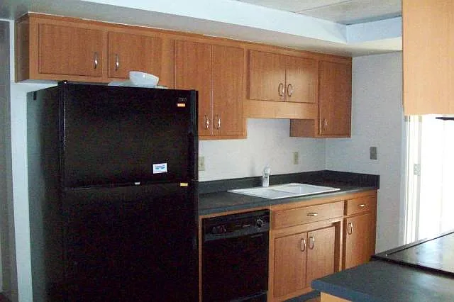 1146 E Campus Dr — Photo 16
