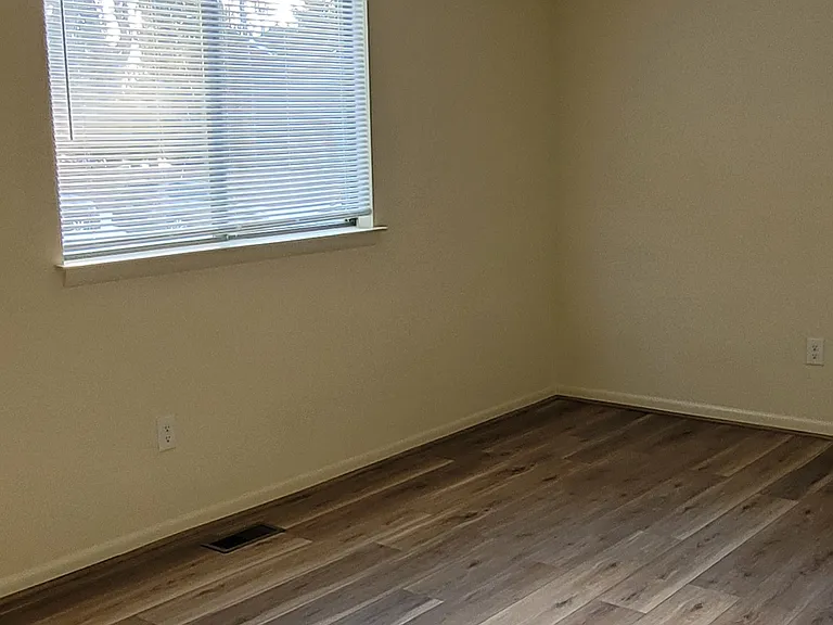 516 Welsh Rd — Photo 22