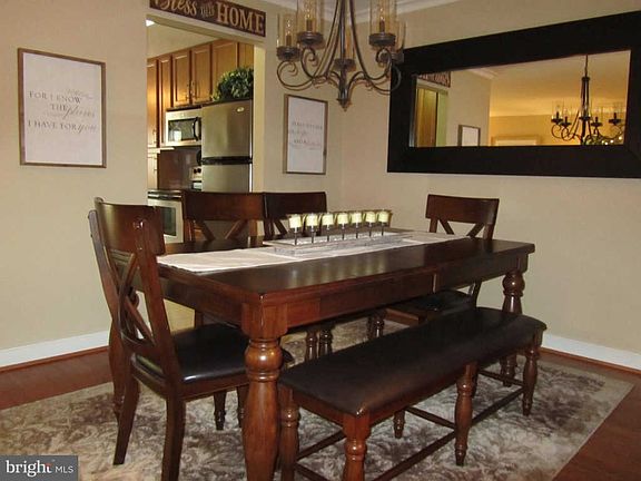 4th image of 1227 Gemini Dr APT B