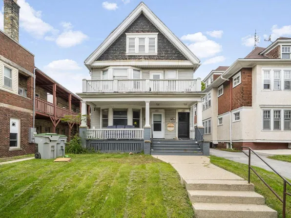 2911 N Maryland AVENUE #2913, Milwaukee, WI 53211