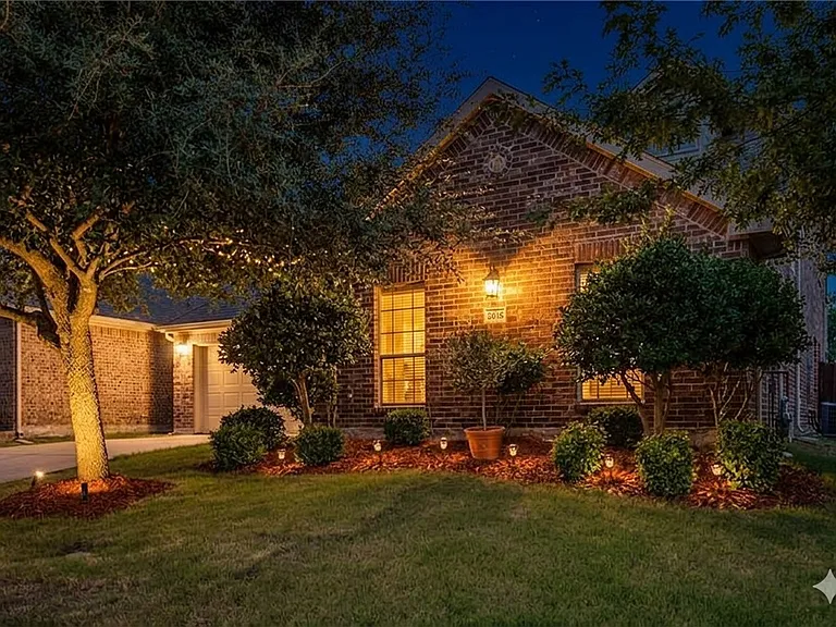 2616 Golfview Dr — Photo 3