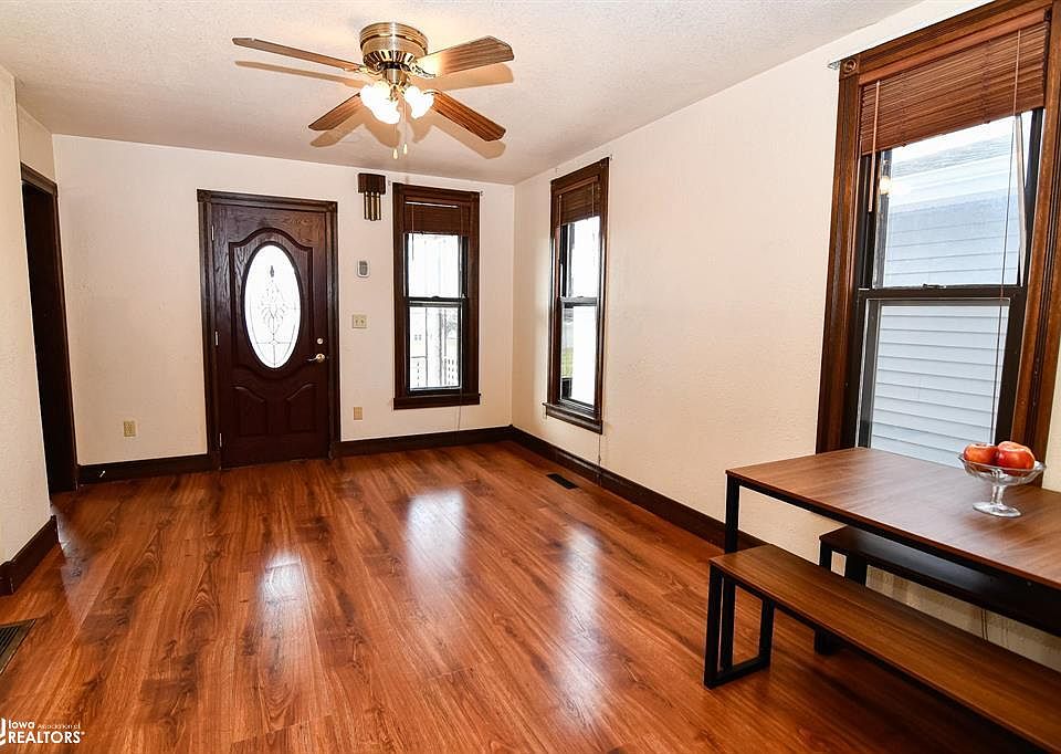 202 W Garfield St, Zearing, IA 50278 Zillow