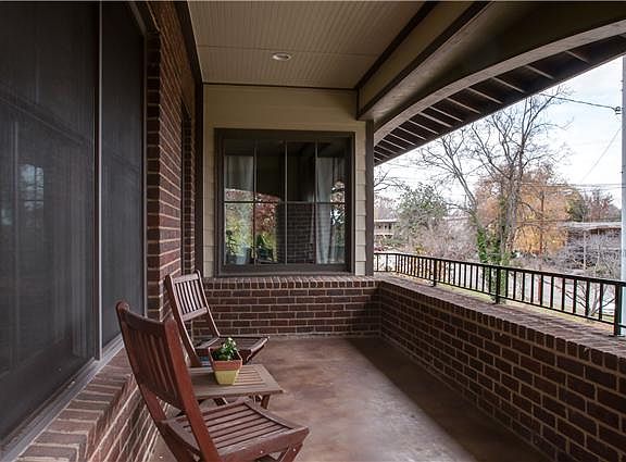 2nd image of 1807 Rosewood Ave