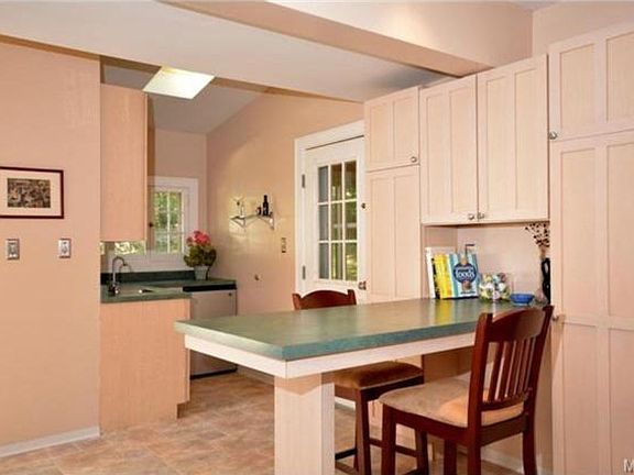 Kitchen one - features wetbar