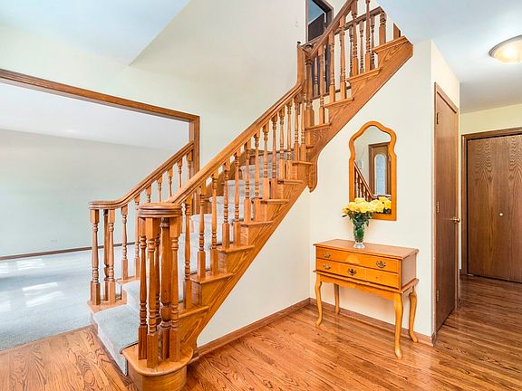 5th image of 13604 Pheasant Cir