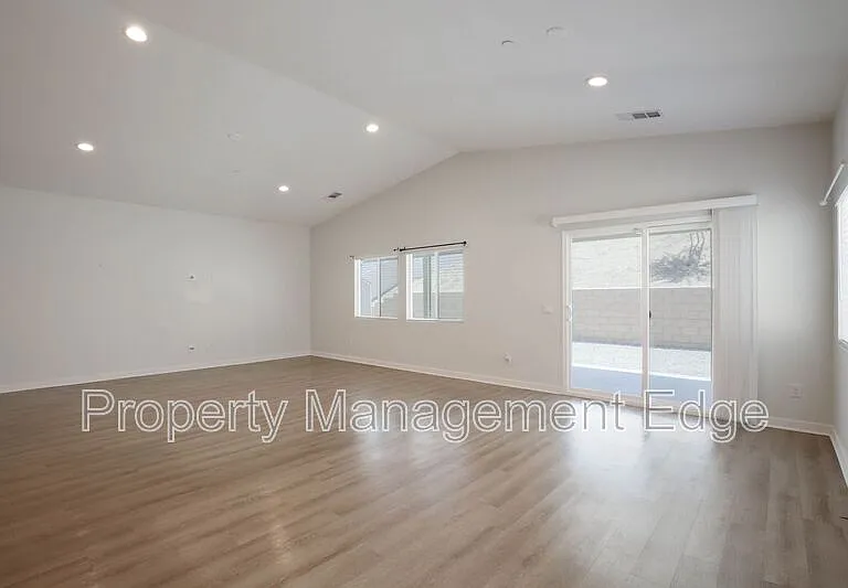 30913 Chuckwagon Ct — Photo 11