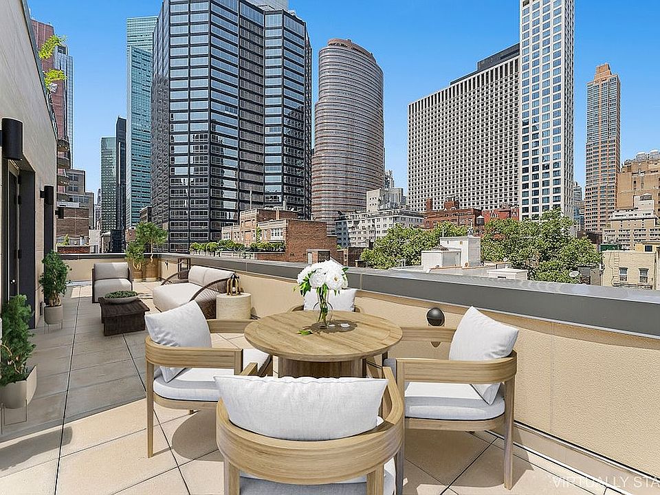 1st image of 244 E 52nd St Unit Penthouse 7