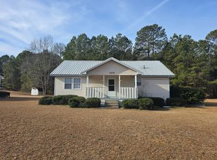 100 Easy Ln, Spring Lake, NC 28390