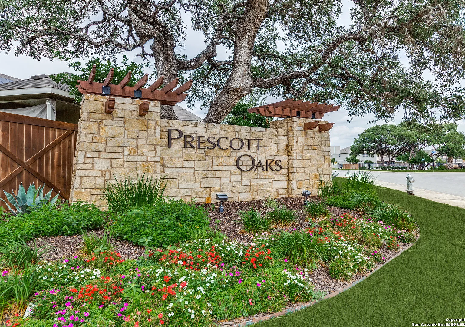 4 bed, 3.0 bath, 2527 sqft, $2,500 — Photo 3