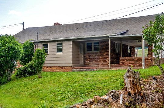 3rd image of 1512 Old Highway 16