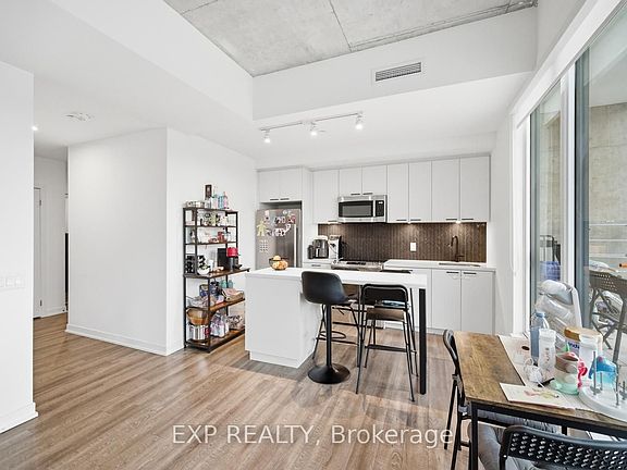 3rd image of 1808 Saint Clair Ave W #804
