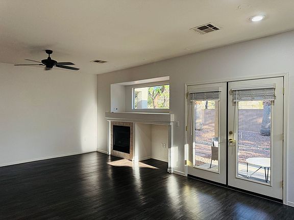 4th image of 4481 El Presidio Dr