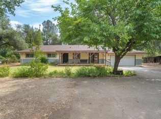 10587 Quail Hollow Dr, Redding, CA 96003