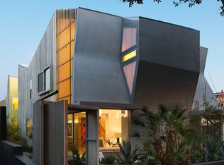 1038 Bay St, Santa Monica, CA 90405