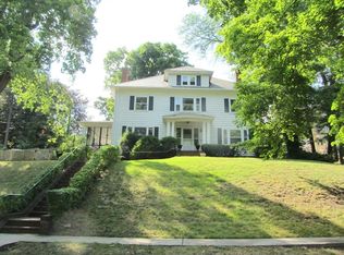 14 Montvale Rd, Worcester, MA 01609
